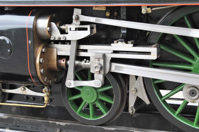 5 inch gauge LNER B1 4-6-0 "Springbok"