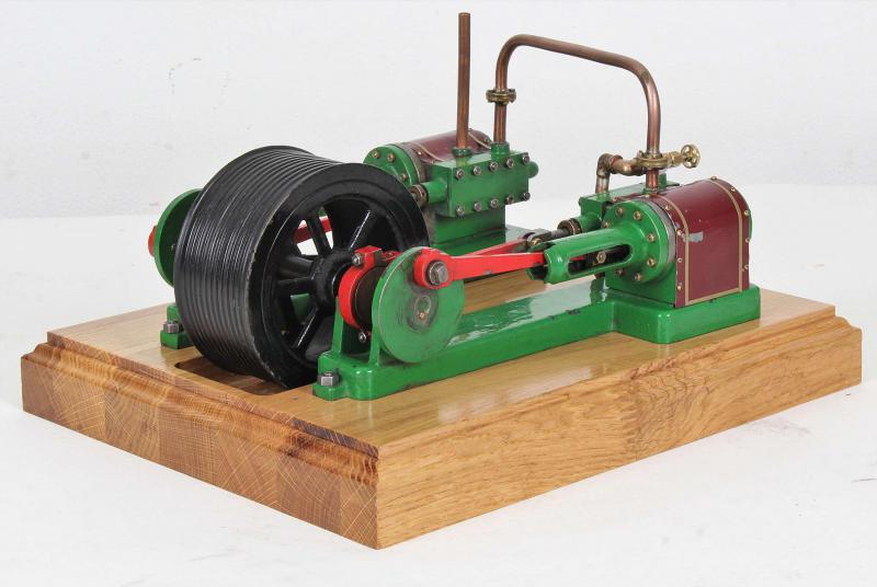 Small twin cylinder mill engine