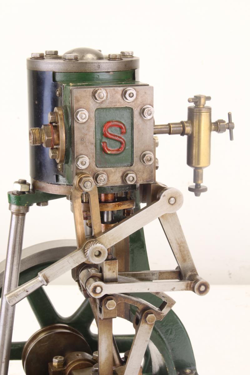 Stuart No.1 vertical engine with reversing gear