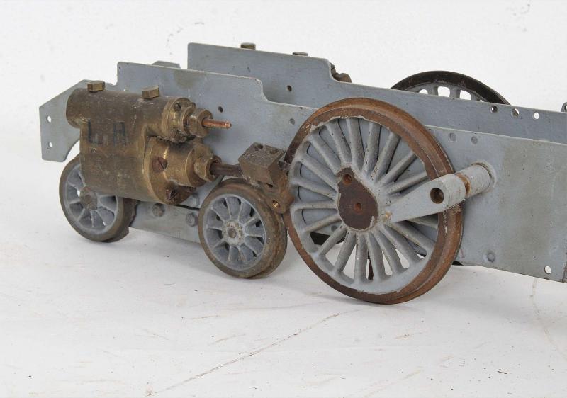 2 1/2 inch gauge Pacific with tender