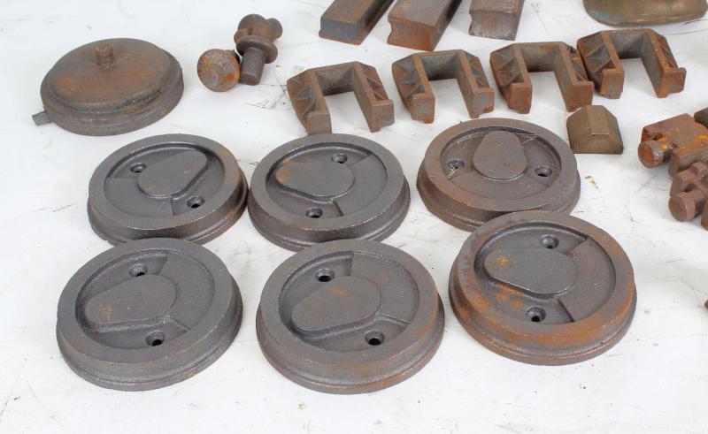Miscellaneous 7 1/4 inch gauge castings, cylinders, dome etc