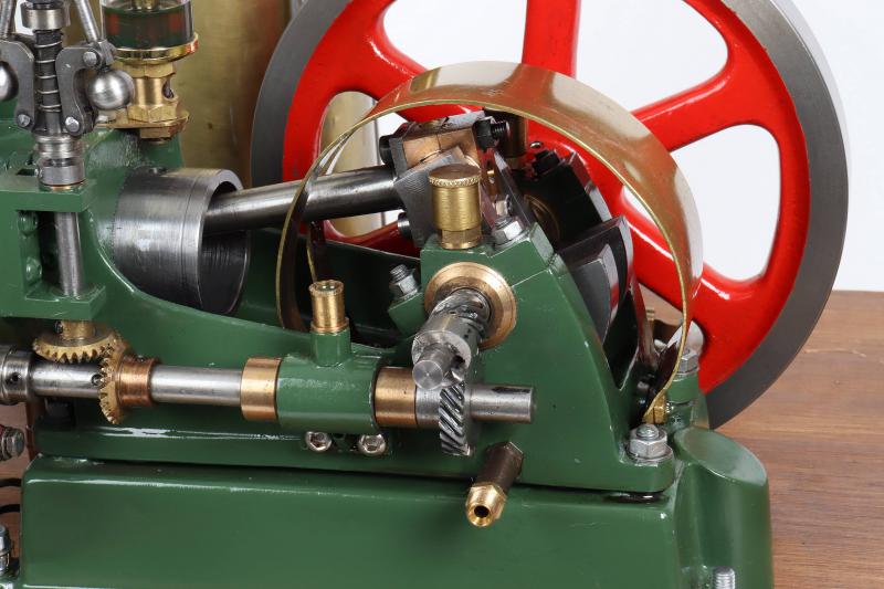 Westbury "Centaur" open crank engine