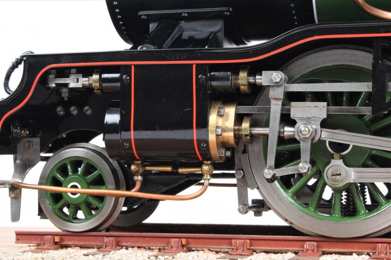 2 1/2 inch gauge LNER V2 "Green Arrow"