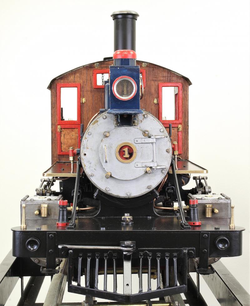 5 inch narrow gauge 2-6-0 tender locomotive