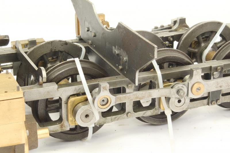 3 1/2 inch gauge Alco "Mountaineer" chassis with cylinders