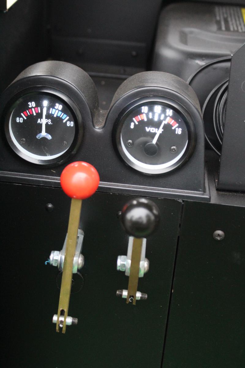 7 1/4 inch gauge petrol-hydraulic shunter with ride-in tender