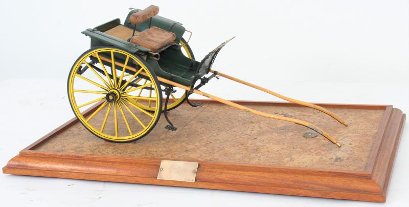 Model horse-drawn Ralli car