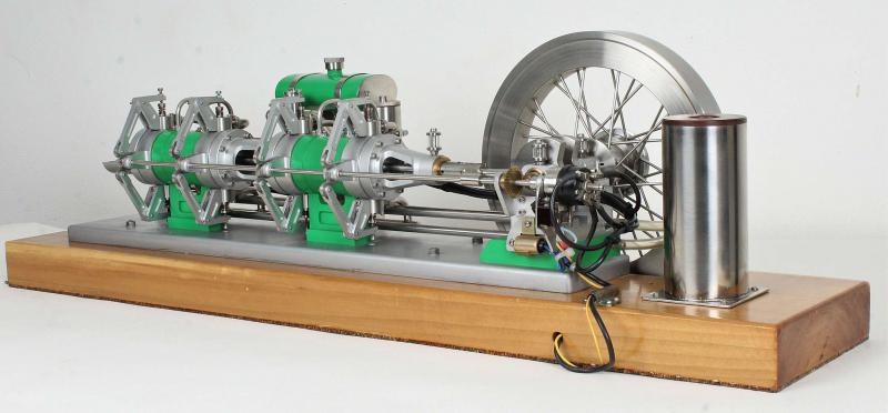 Snow double-acting tandem IC engine