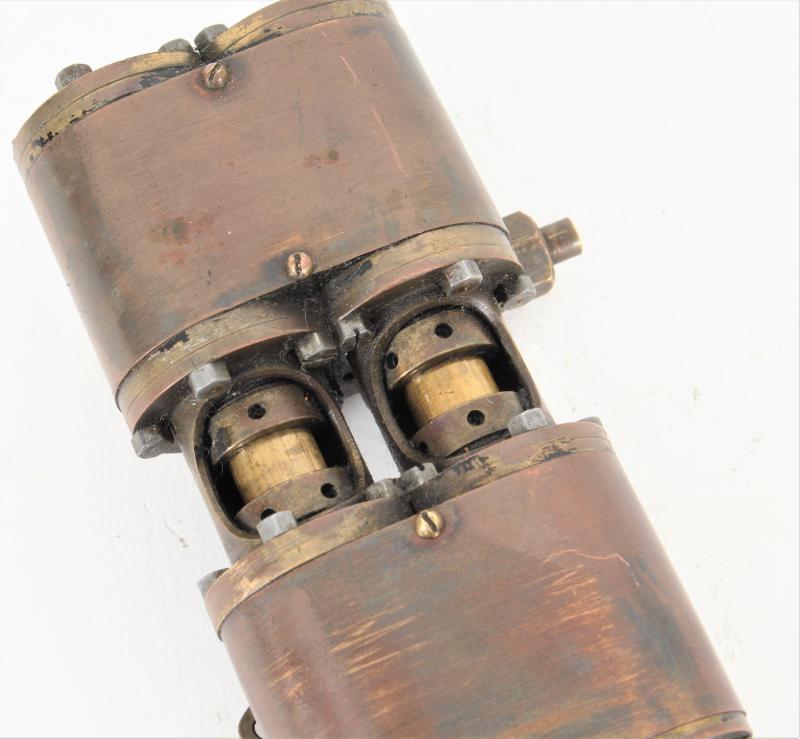 Twin cylinder boiler feed pump