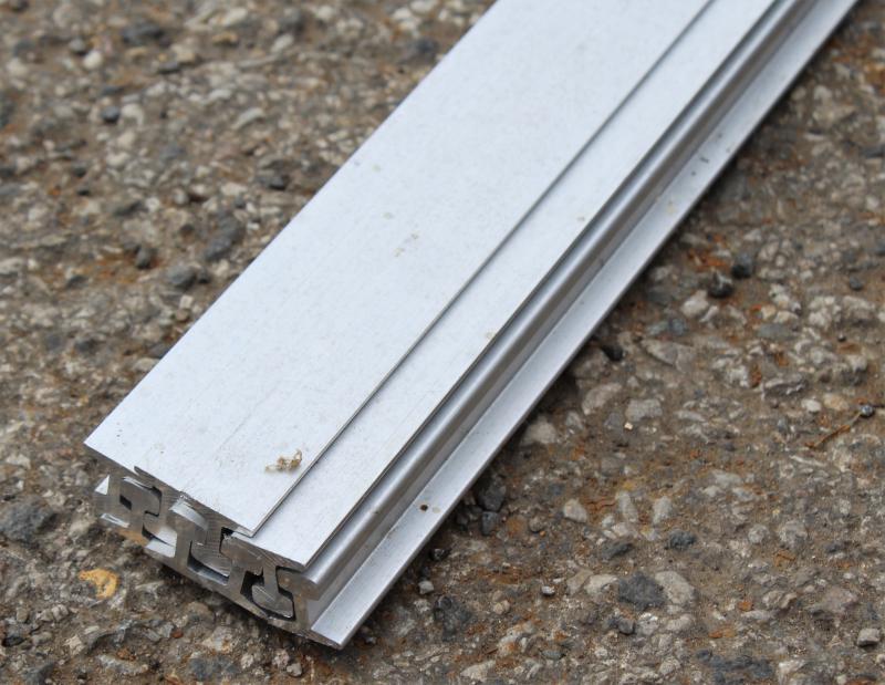 Quantity new aluminium rail and sleepers