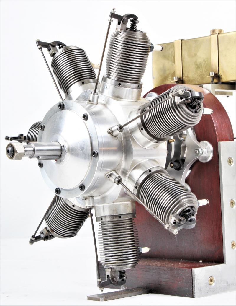 Seven cylinder Monosoupape rotary engine