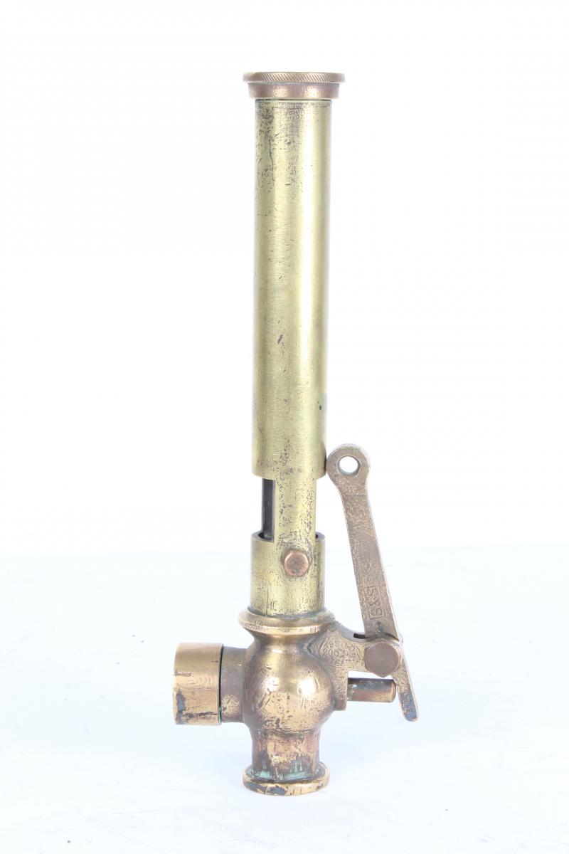 Whistle with valve